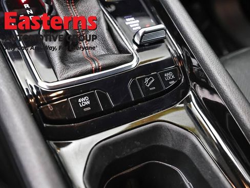 Used 2022 Jeep Compass Trailhawk w/ Trailhawk Elite Group image 21