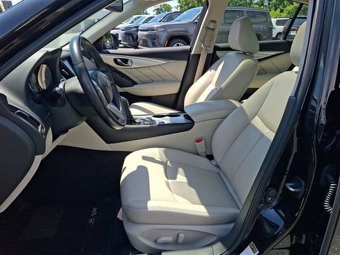 Used 2021 INFINITI Q50 Luxe w/ All Weather Package AWD/4WD image 14
