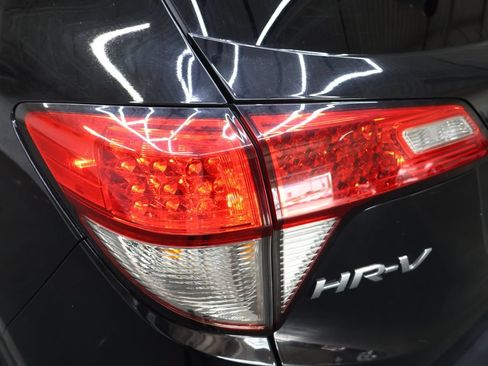 Used 2022 Honda HR-V EX image 29
