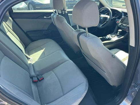Used 2018 Honda Civic EX image 15