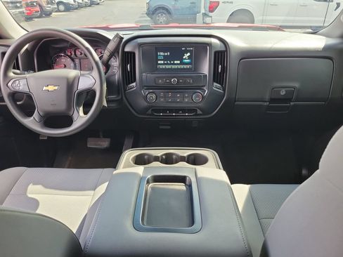 Used 2018 Chevrolet Silverado 1500 Custom w/ Custom Convenience Package RWD image 11