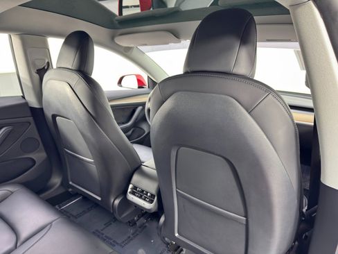 Used 2022 Tesla Model 3 Performance image 36
