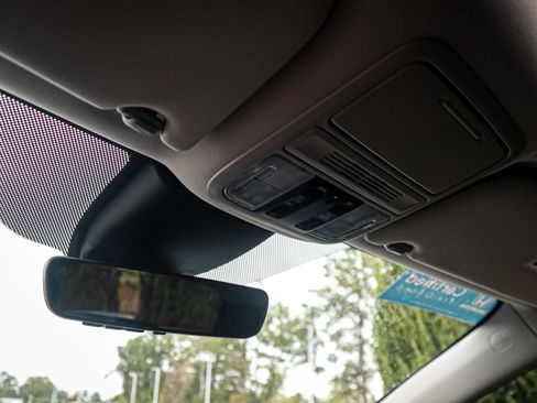 Used 2026 Honda Odyssey Elite image 26