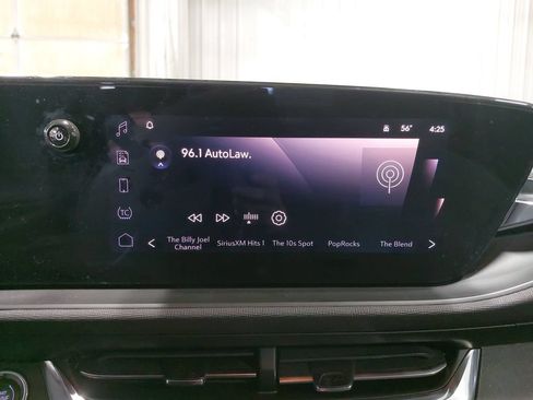 Used 2025 Buick Envista Sport Touring FWD image 21