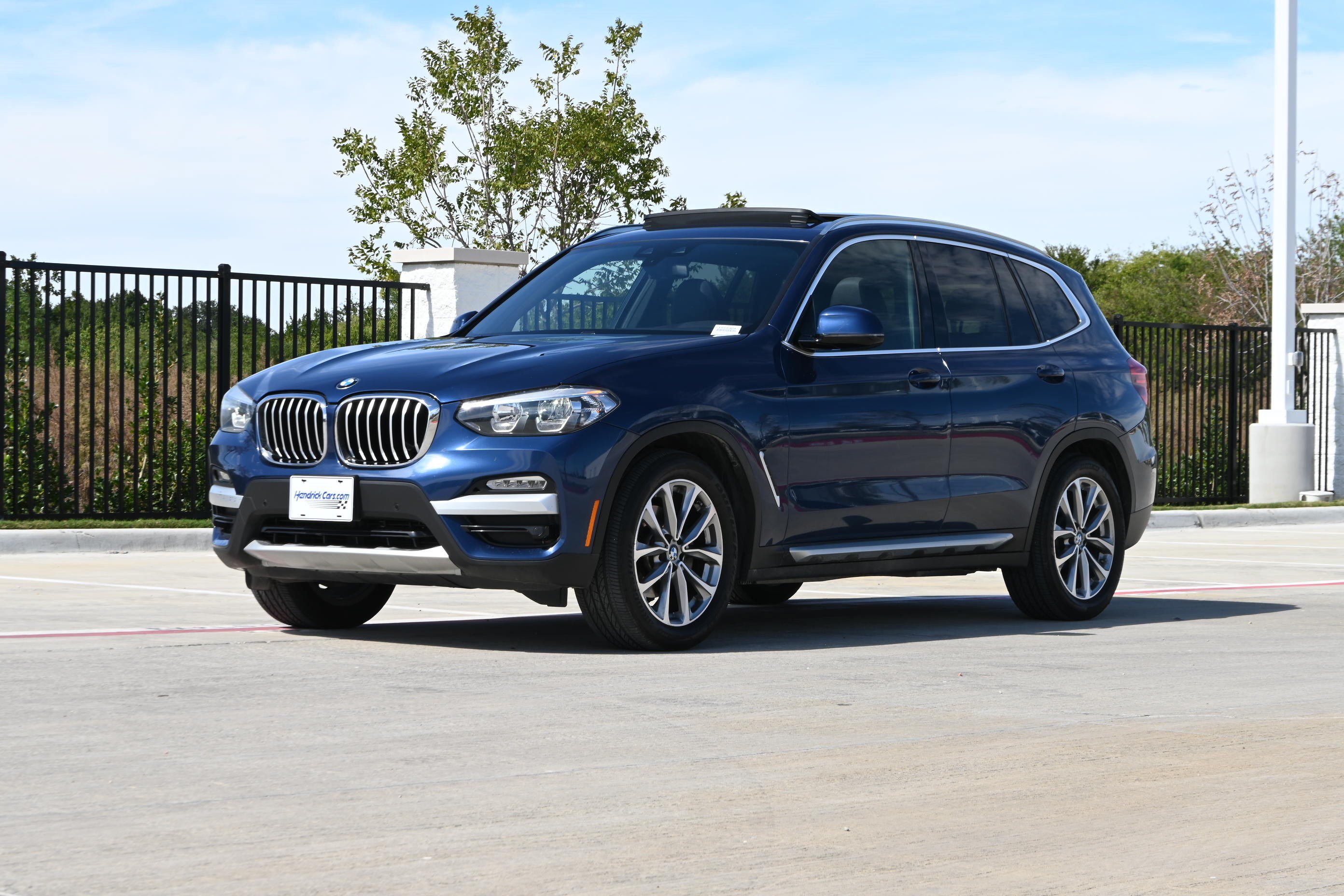 Used 2019 BMW X3 xDrive30i w/ Driving Assistance Package AWD/4WD image 5