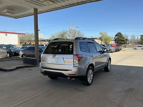 Used 2012 Subaru Forester 2.5X Premium image 5