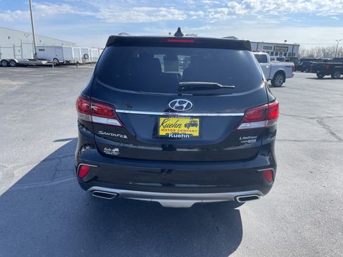 Used 2017 Hyundai Santa Fe Limited image 7