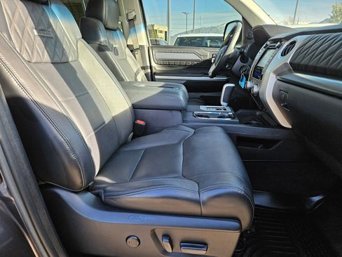 Used 2017 Toyota Tundra Platinum image 32