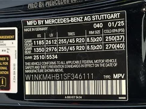 Used 2025 Mercedes-Benz GLC 300 4MATIC image 15