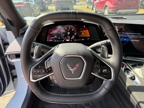 Used 2024 Chevrolet Corvette Stingray Convertible w/ Z51 Performance Package RWD image 15