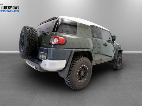 Used 2013 Toyota FJ Cruiser 4WD image 8