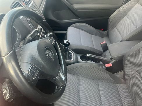 Used 2012 Volkswagen Golf TDI image 7