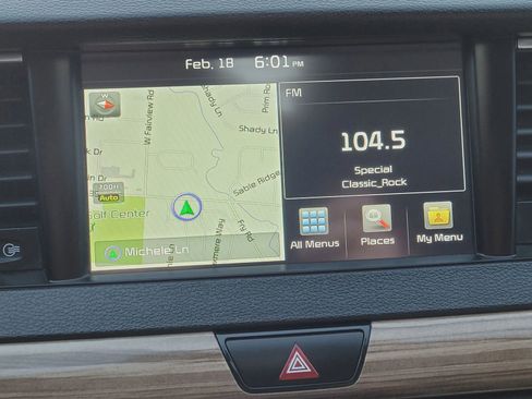 Used 2017 Kia Cadenza Premium w/ Luxury Package image 21