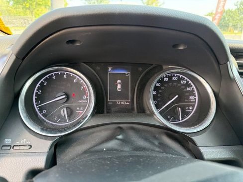 Used 2019 Toyota Camry LE FWD image 14