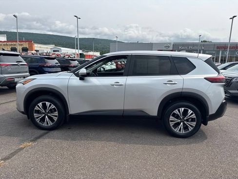 Certified 2023 Nissan Rogue SV AWD/4WD image 8
