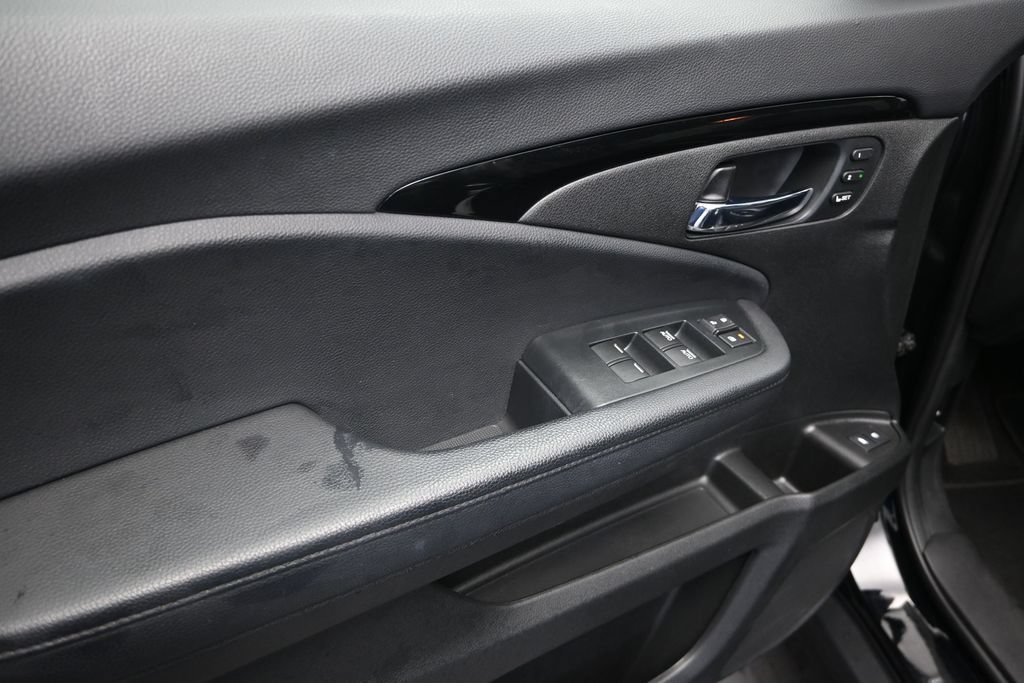 Used 2022 Honda Pilot Elite image 11