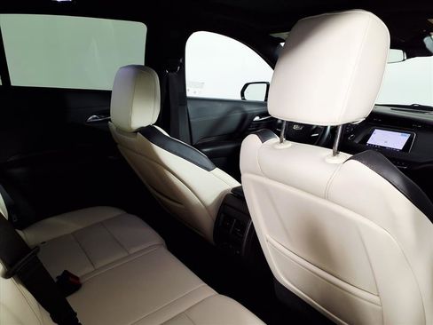 Certified 2023 Cadillac XT4 Sport image 11