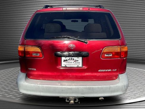 Used 1999 Toyota Sienna LE FWD image 5