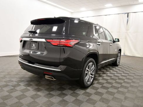 Used 2024 Chevrolet Traverse High Country AWD/4WD image 8