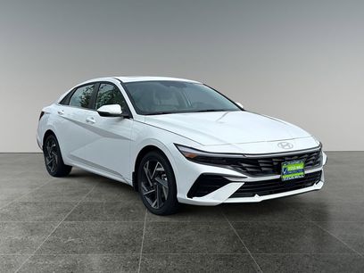 New 2025 Hyundai Elantra Limited