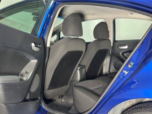 Used 2017 Kia Forte LX FWD image 11