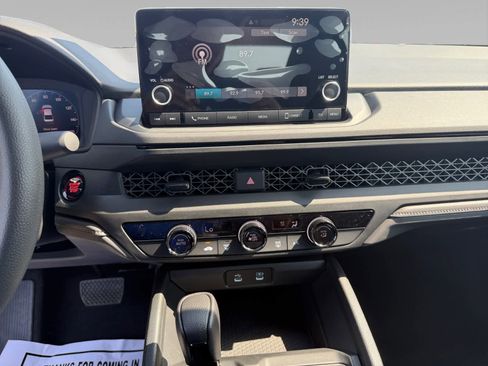 New 2025 Honda Accord LX image 11