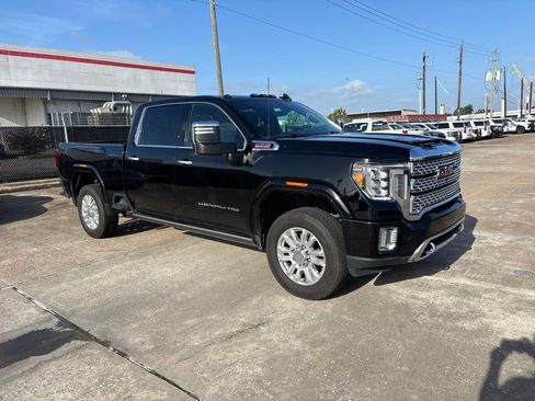 Used 2023 GMC Sierra 2500 Denali w/ Denali Ultimate Package AWD/4WD image 3