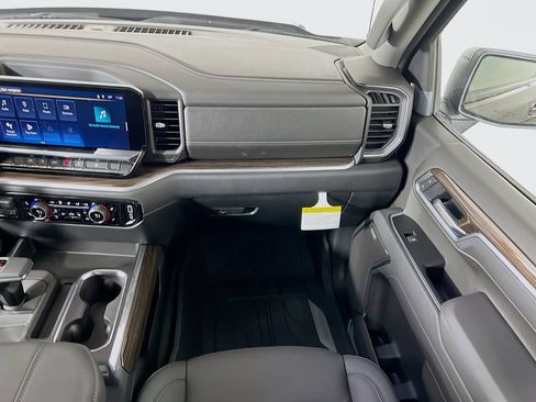 New 2026 Chevrolet Silverado 1500 RST w/ Convenience Package II AWD/4WD image 23