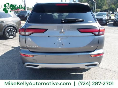 Used 2023 Mitsubishi Outlander SE AWD/4WD image 6