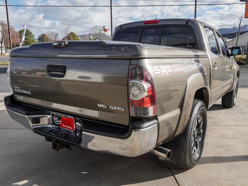Used 2011 Toyota Tacoma 4x4 Double Cab w/ SR5 Pkg #2 image 8