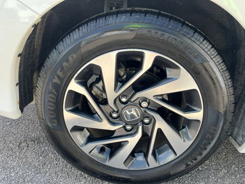 Used 2016 Honda Civic EX image 11