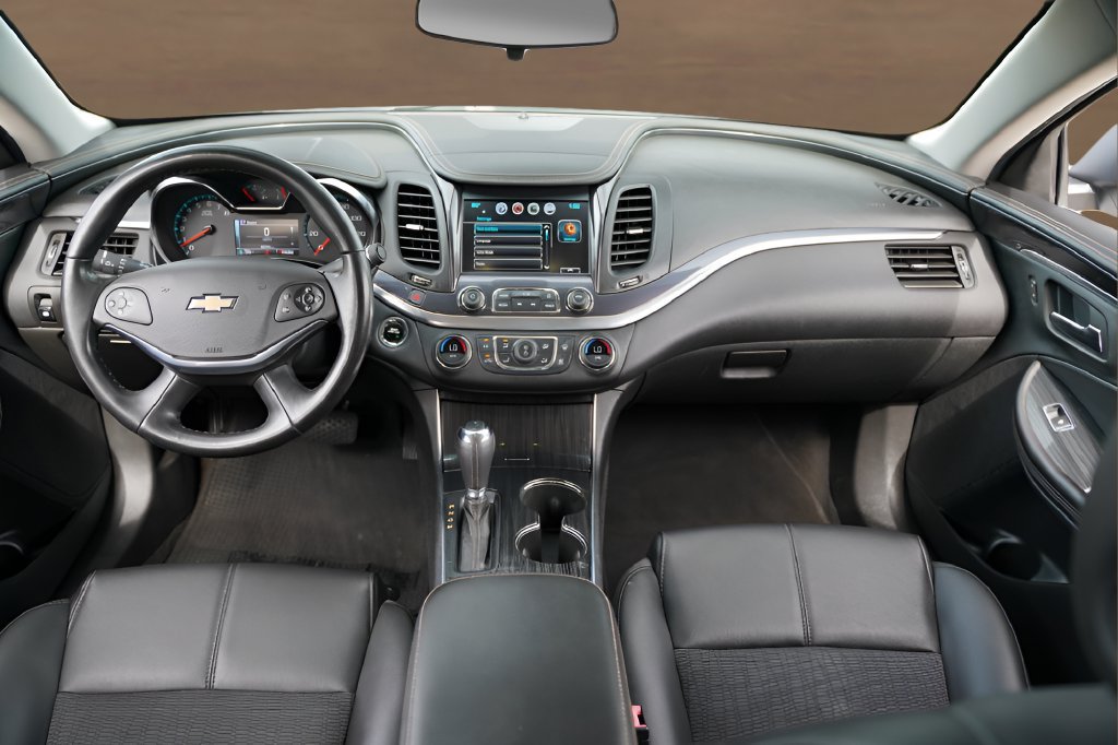 Used 2018 Chevrolet Impala LT FWD image 25