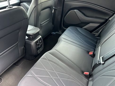 Used 2023 Ford Mustang Mach-E Select image 15