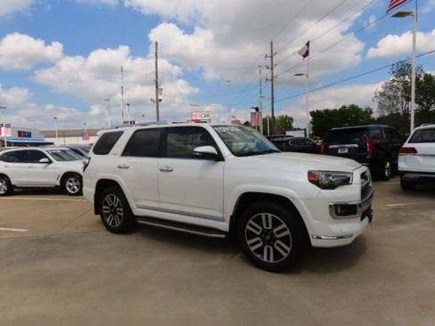 Used 2016 Toyota 4Runner Limited image 6