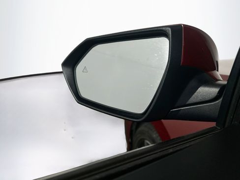 Used 2025 Hyundai Elantra Limited FWD image 16