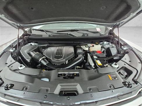 Used 2024 Chevrolet Traverse LT FWD image 25