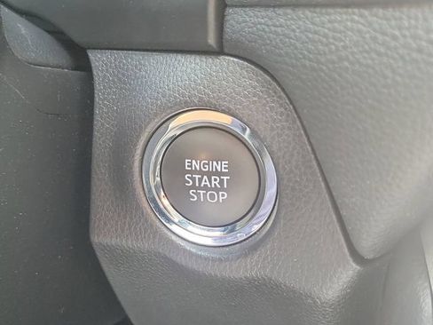Used 2025 Toyota RAV4 XLE w/ Convenience Package FWD image 22
