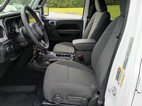 New 2025 Jeep Wrangler Willys image 10