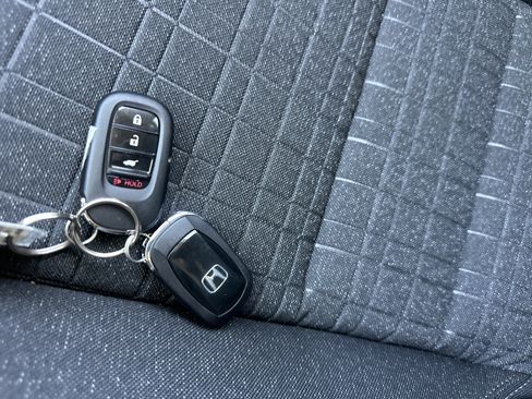 Used 2026 Honda HR-V LX image 19