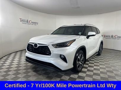 Used 2022 Toyota Highlander XLE