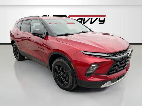 Used 2024 Chevrolet Blazer LT w/ Midnight/Sport Edition FWD image 1