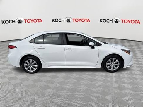 Used 2024 Toyota Corolla LE image 9