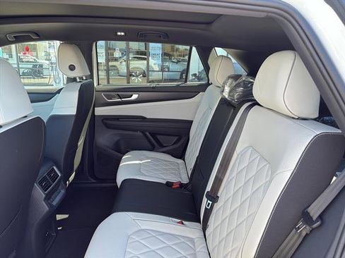 New 2026 Volkswagen Atlas Cross Sport SEL Premium R-Line image 14