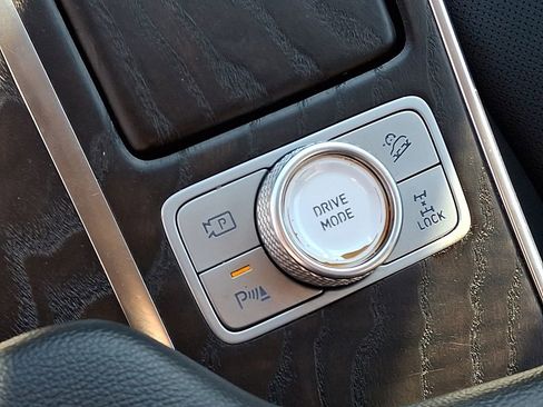 Used 2024 Genesis GV80 3.5T image 26