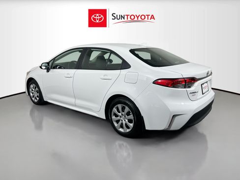 Used 2026 Toyota Corolla LE FWD image 6