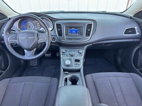 Used 2015 Chrysler 200 Limited w/ Convenience Group image 11
