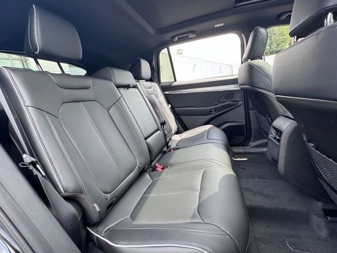 New 2025 Jeep Wagoneer S Limited AWD/4WD image 21