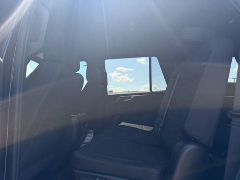 Used 2026 Chevrolet Tahoe LS RWD image 12