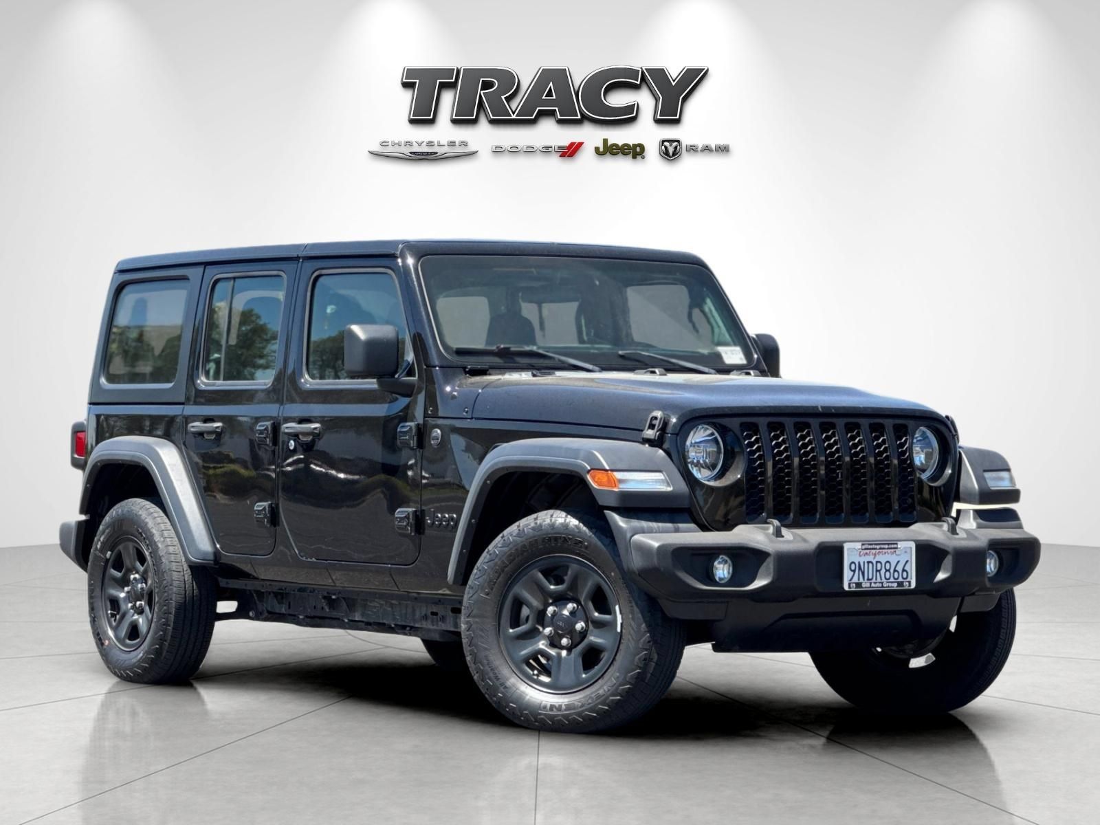 Used 2024 Jeep Wrangler Unlimited Sport AWD/4WD image 2