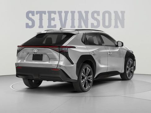 Used 2023 Toyota bZ4X AWD w/ Weather Package image 2